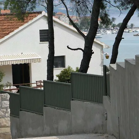 16648b Διαμέρισμα Orebić
